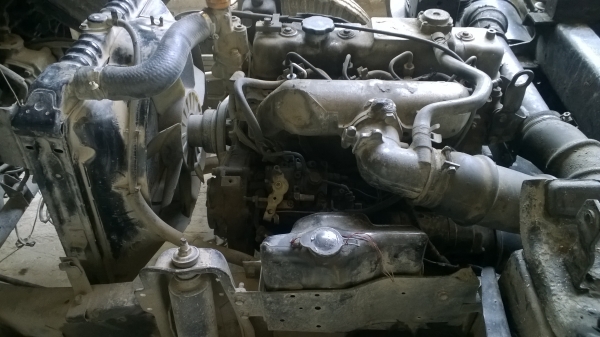 NKR55EX5S 6ล้อดั้ม88แรง รถออกห้างแท้มือเดียวป้ายแดง รถเดิมๆมีเก็บสีบ้าง....