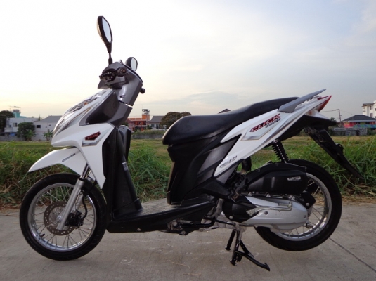 @@@  ( คุ้มค่าเงิน..ให้ทัน..ช้า....อดแน่ๆ ) ขาย ฮอนด้า CLICK 125 i หัวฉีด  รถปี 2013 เครื่องเดิมๆที่สุด ราคา 30,000 บาท     @@@