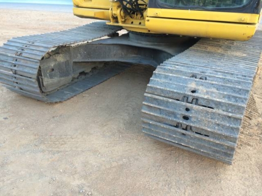 ขายรถแบคโฮ KOMATSU PC130-6 ระบบไฟฟ้าเต็ม รถนอกนำเข้าสภาพสวย สนใจติดต่อ 081-2990958 ขายรถแบคโฮ KOMATSU PC130-6 ระบบไฟฟ้าเต็ม รถนอกนำเข้าสภาพสวย สนใจติดต่อ 081-2990958