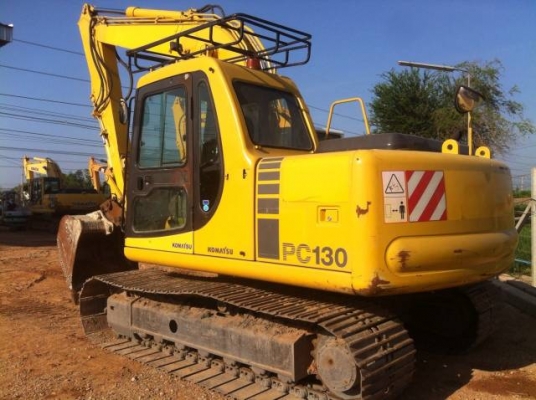 ขายรถแบคโฮ KOMATSU PC130-6 ระบบไฟฟ้าเต็ม รถนอกนำเข้าสภาพสวย สนใจติดต่อ 081-2990958 ขายรถแบคโฮ KOMATSU PC130-6 ระบบไฟฟ้าเต็ม รถนอกนำเข้าสภาพสวย สนใจติดต่อ 081-2990958