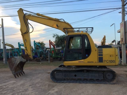 ขายรถแบคโฮ KOMATSU PC130-6 ระบบไฟฟ้าเต็ม รถนอกนำเข้าสภาพสวย สนใจติดต่อ 081-2990958