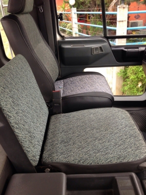 ขายหกล้อ HINO 220 hp,ติดเครน 5 ตันช่วงยาว,,น่าใช้งาน,สวยๆ