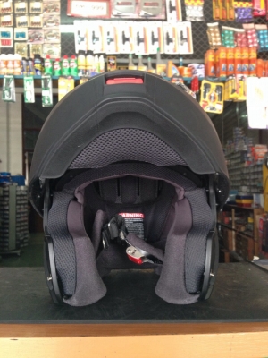 ธารนนทบุรี//ขายหมวก SHOEI รุ่น NEOTEC มีเลนกันแดดในตัว ราคา22,000 บาท พร้อมจัดส่ง