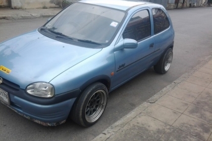 คันเล็กๆ ขับง่ายออโต้ไฟฟ้า LPG