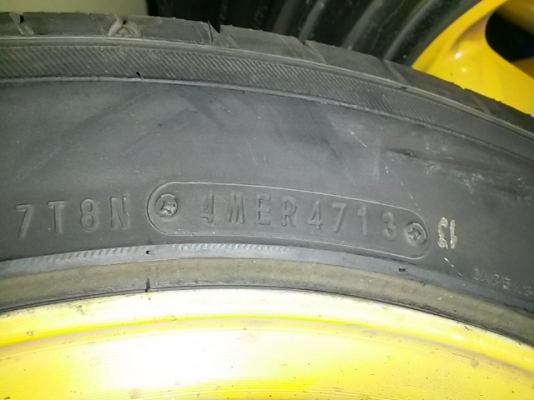 ขายด่วน ล้อแม็กลายกล้วย 195/55/R15y13