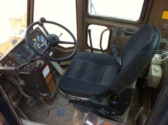 ขายรถตักล้อยาง มาใหม่ พึ่งมาถึง WA180-1L ยี่ห้อ KOMATSU รถเก่านอก ไม่เคยใช้งานในไทย