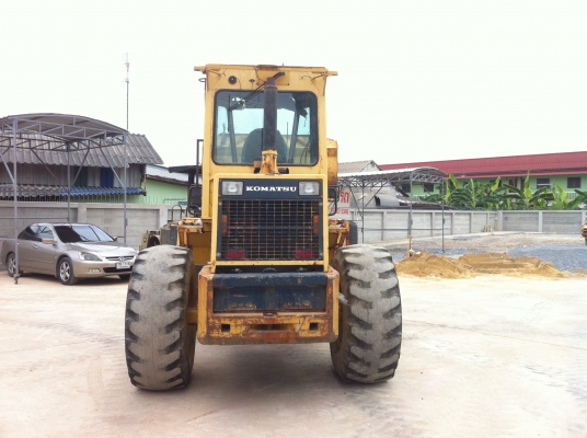 ขายรถตักล้อยาง มาใหม่ พึ่งมาถึง WA180-1 ยี่ห้อ KOMATSU รถเก่านอก ไม่เคยใช้งานในไทย
