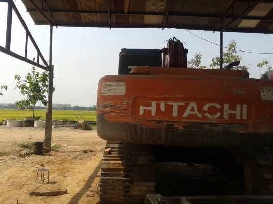 ขายรถแบ็คโฮ ฮิตาชิ EX200-3 เอกสารเล่มทะเบียน เมกกะปั๊ม เครื่องเดิม ช่วงล่างดี