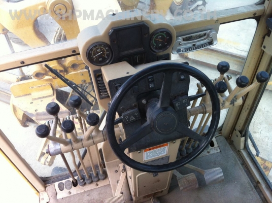 ขายรถเกรด Caterpillar 140H มี Ripper S/N: 2ZK051xx สภาพสวย นำเข้าจาก USA ไม่เคยใช้งานในไทย