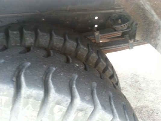 รถฮีโน่ 6 ล้อดั้ม 121 แรงม้า. ปี 47  สนใจติดต่อ 081 - 6079515