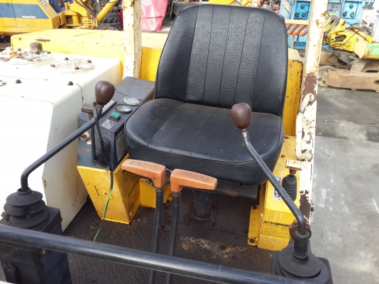 ขาย รถขุด YANMAR รุ่น B50 แทร็กเหล็ก มือสองญี่ปุ่น ขาย รถขุด YANMAR รุ่น B50 แทร็กเหล็ก มือสองญี่ปุ่น