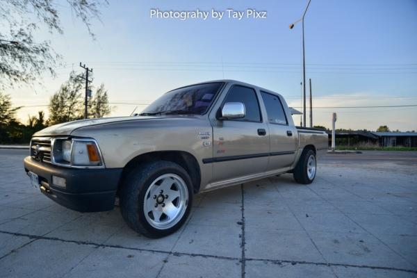 ขาย TOYOTA HILUX MIGHTY-X 4ประตู ปี1992 เครื่องเดิม 2500cc.