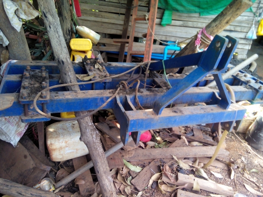 43000บาท ดิฟเปอร์ระเบิดดินดาน 4ขารถใหญ่ พร้อมผานขุดมันรถใหญ่อีก1ชุด 43000บาท ดิฟเปอร์ระเบิดดินดาน 4ขารถใหญ่ พร้อมผานขุดมันรถใหญ่อีก1ชุด