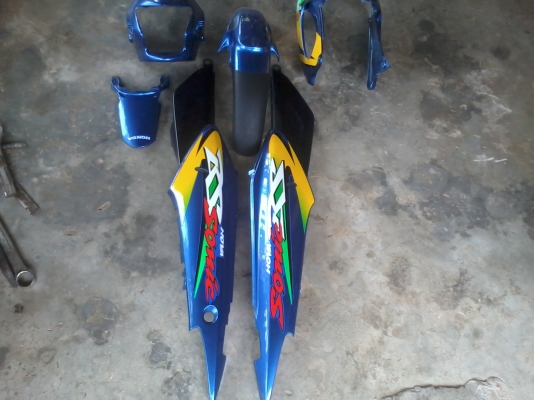 ขาย แฟริ้ง Sonic 125 ตัวเก่า สวยๆ สติ๊กเกอร์แท้ ทุกชิ้นที่เห็นในภาพ ขาย แฟริ้ง Sonic 125 ตัวเก่า สวยๆ สติ๊กเกอร์แท้ ทุกชิ้นที่เห็นในภาพ