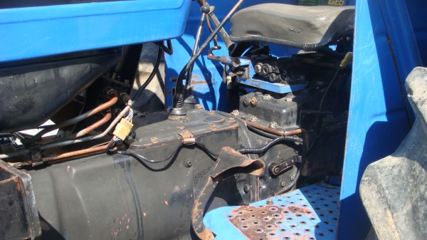 ขายรถไถFORD-AT6610