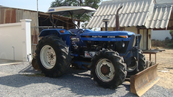 ขายรถไถFORD-AT6610