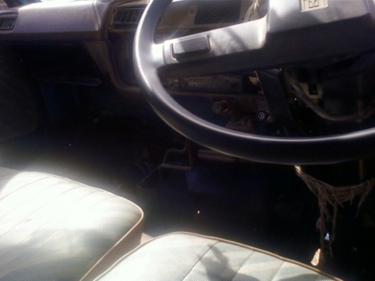 ต้องการรถดั้ม ISUZU TL 100 แรงม้า  สภาพดีมาก เครื่องแน่น ทะเ่บียนพร้อมโอน เจ้าของขายเองครับ