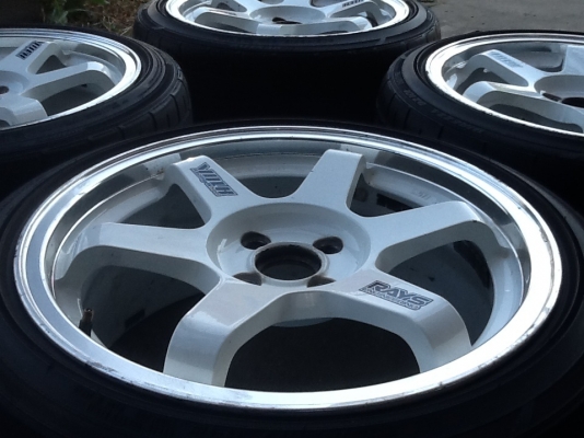 ขายล้อ TE37 ขอบ17 4รู100 พร้อมยาง