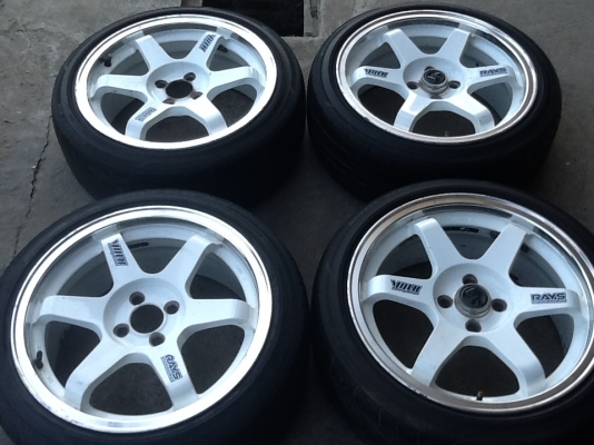 ขายล้อ TE37 ขอบ17 4รู100 พร้อมยาง