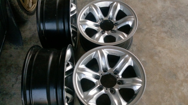 ล้อเล็บเหยี่ยวแท้ๆ สภาพสวยพร้อมหล่อ เหมาะกะวีโก้และคอออฟโรด