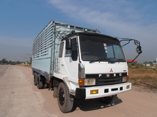 ขายสิบล้อ FUSO เพลาเดียว
