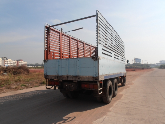 ขายสิบล้อ FUSO เพลาเดียว