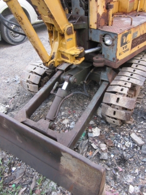 ขายถูกตามสภาพ-รถขุด YANMAR: YB1200SL ใช้งานได้ปกติ ใบแทรคหัก 4 ใบ ขายถูกตามสภาพ-รถขุด YANMAR: YB1200SL ใช้งานได้ปกติ ใบแทรคหัก 4 ใบ