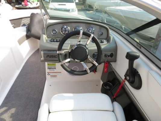 ++ขายเรือใหม่ REGAL 2100 ปี 2012 เครื่อง v8 สุดหรู แรง++ ++ขายเรือใหม่ REGAL 2100 ปี 2012 เครื่อง v8 สุดหรู แรง++