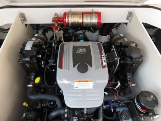 ++ขายเรือใหม่ REGAL 2100 ปี 2012 เครื่อง v8 สุดหรู แรง++ ++ขายเรือใหม่ REGAL 2100 ปี 2012 เครื่อง v8 สุดหรู แรง++