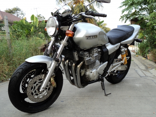 วุฒินนบุรี//ยามาฮ่า XJR400ปี/2000แบมโบ้โฉมนกแก้วสวยจัดเครื่องดีแน่นๆ