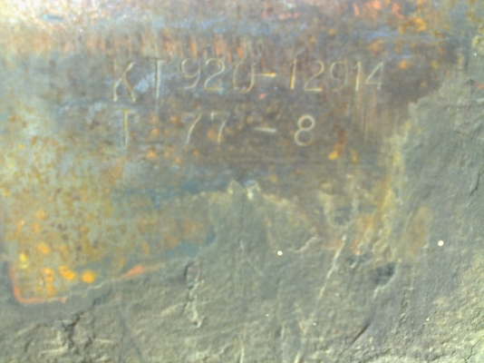 HINO KT920 - 168 HP EH700 สิบล้อเพลาเดียว รถล่องกระบะเหล็กคอกสูง ขายราคาถูก เครื่องยนต์ หัวเก๋ง มีให้ครบพร้อมต้อง แต่ต้องซื้อคานหน้ากับล้อคู่หน้าเองครับ คัชซีสวยไม่มีดาม ยางหลังสภาพดีมากนะครับ 80\% เอกสารเล่มทะเบียนครบพร้อมโอน ราคาต่อรองได้ครับ