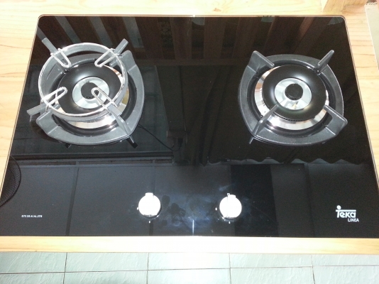 ขายเตาแก๊สกระจกคริสตรัล2หัวเตาของใหม่แกะกล่องครับ