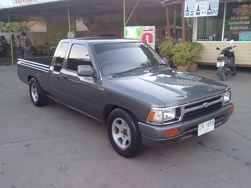 ขายรถพร้อมใช้อาบน้ำมาสดๆทั้งคันไม่ต้องทำไรทำให้หมดแล้วพร้อมขายครับ