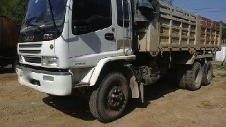 รถอิซูซุ 10 ล้อดั๊ม  FXZ  270 แรงม้า  ปี 48  สนใจติดต่อ 081 - 6079515