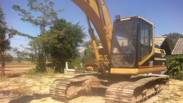 ขายรถรถแบคโฮ CAT 320 V 2 L เอกสารทะเบียนเอวแน่นโซ่หนาไฟฟ้าเต็มพร้อมใช้มากๆ