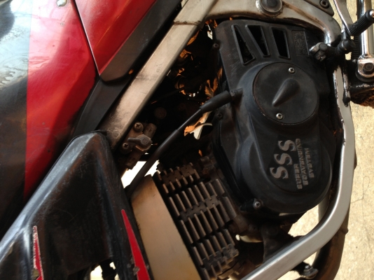 ขายรถในตำนานจรวดทางเรียบSuzuki rgv 150 ทะเบียนเต็มโอนรถมือเดียวใกล้ศูนพันแล้วคับ ขายรถในตำนานจรวดทางเรียบSuzuki rgv 150 ทะเบียนเต็มโอนรถมือเดียวใกล้ศูนพันแล้วคับ