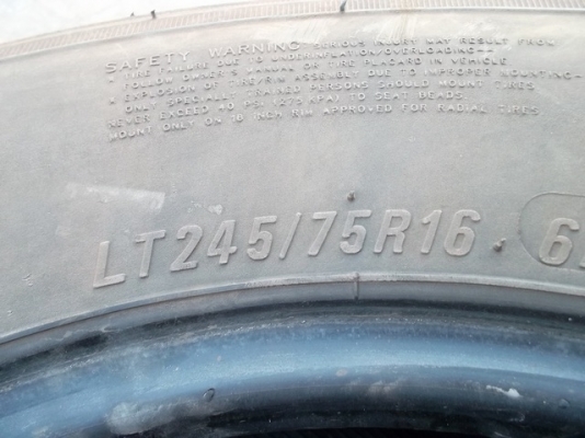 ยางมัด 245/75 R16 ปี 10