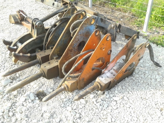 หัวแย็กสำหรับรถแบคโฮ