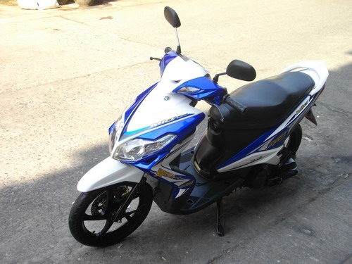 ขาย Mio Mx 125 ตัวท๊อป ล้อแม็ก สีน้ำเงิน-ขาว สวยเลิศ เครื่องดีเยี่ยมเดิมๆ ราคา 27500 บาท