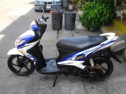 ขาย Mio Mx 125 ตัวท๊อป ล้อแม็ก สีน้ำเงิน-ขาว สวยเลิศ เครื่องดีเยี่ยมเดิมๆ ราคา 27500 บาท