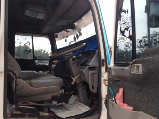 รถฮีโน่ เปอร์เฟีย 12 ล้อ วางเครื่อง K13C 335 แรงม้า ปี 51 สนใจติดต่อ 081 - 6079515 รถฮีโน่ เปอร์เฟีย 12 ล้อ วางเครื่อง K13C 335 แรงม้า ปี 51 สนใจติดต่อ 081 - 6079515