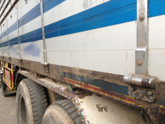 รถฮีโน่ เปอร์เฟีย 12 ล้อ วางเครื่อง K13C 335 แรงม้า ปี 51 สนใจติดต่อ 081 - 6079515 รถฮีโน่ เปอร์เฟีย 12 ล้อ วางเครื่อง K13C 335 แรงม้า ปี 51 สนใจติดต่อ 081 - 6079515