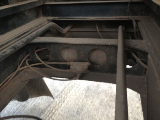 รถฮีโน่ เปอร์เฟีย 12 ล้อ วางเครื่อง K13C 335 แรงม้า ปี 51 สนใจติดต่อ 081 - 6079515 รถฮีโน่ เปอร์เฟีย 12 ล้อ วางเครื่อง K13C 335 แรงม้า ปี 51 สนใจติดต่อ 081 - 6079515