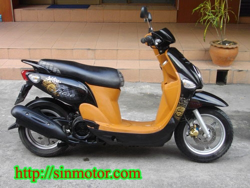 ขาย Fiore หัวฉีด ล้อแม็ก สีดำ-น้ำตาล ประหยัดมาก51กม./ลิตร มีคู่มือรับประกันศูนย์+หัวฉีด5ปี 27000 บาท