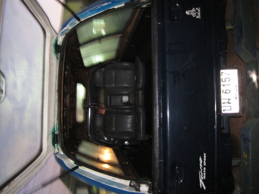 ISUZU DRAGON สีน้ำเงิน ปี 1997 ISUZU DRAGON สีน้ำเงิน ปี 1997