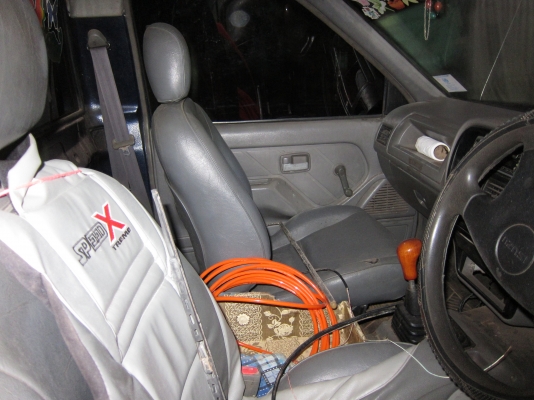 ISUZU DRAGON สีน้ำเงิน ปี 1997 ISUZU DRAGON สีน้ำเงิน ปี 1997