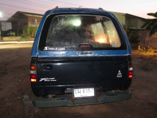 ISUZU DRAGON สีน้ำเงิน ปี 1997 ISUZU DRAGON สีน้ำเงิน ปี 1997