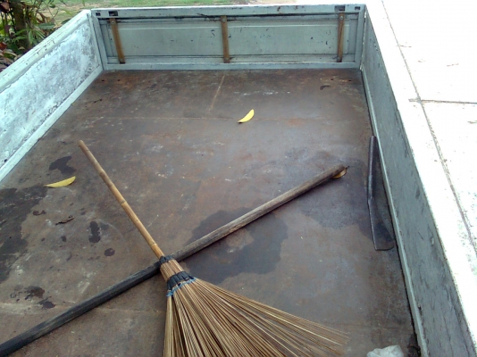 ขายแค่กระบะ TOYOTA  DYNA กระนอกนอก นำเข้าจากญี่ปุ่นขาย แค่กระบะน่ะครับไม่ได้ขายรถทั้งคัน