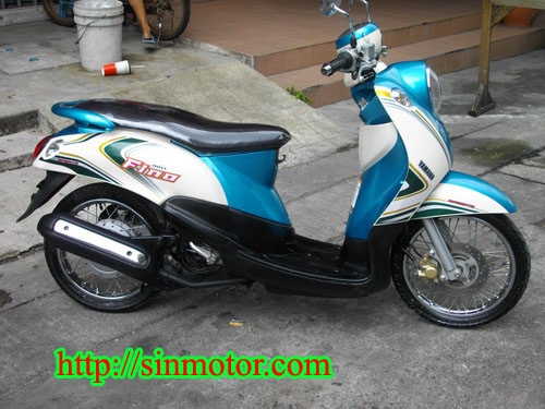 ขาย Yamaha Fino สีเขียว-ขาว สวยเด่น เครื่องเดิมดียอดเยี่ยม ขับดีมาก ราคา 25000 บาท