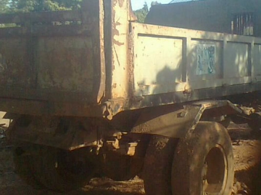 ISUZU TX 145 HP 6BB1 รถหัวยาวหกล้อดั๊มพ์ ช่วงล่างใหญ่เฟืองท้ายของ ISUZU จัมโบ้ เครื่องแน่นดี หัวเก๋งประตูเหล็กไม่ผุ กระบะดั๊มพ์เหล็ก 6 ตันพื้นดีไม่มีผุ ช่วงล่างคัชซีดีไม่ดาม ยางสภาพดี 60\% พร้อมใช้งานได้เลย ราคาต่อรองได้ครับ